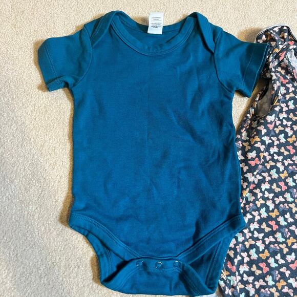 6-12M Bundle 4 Pieces Girls Primary, Colored Organics, Kapri Couture - Picture 6 of 9